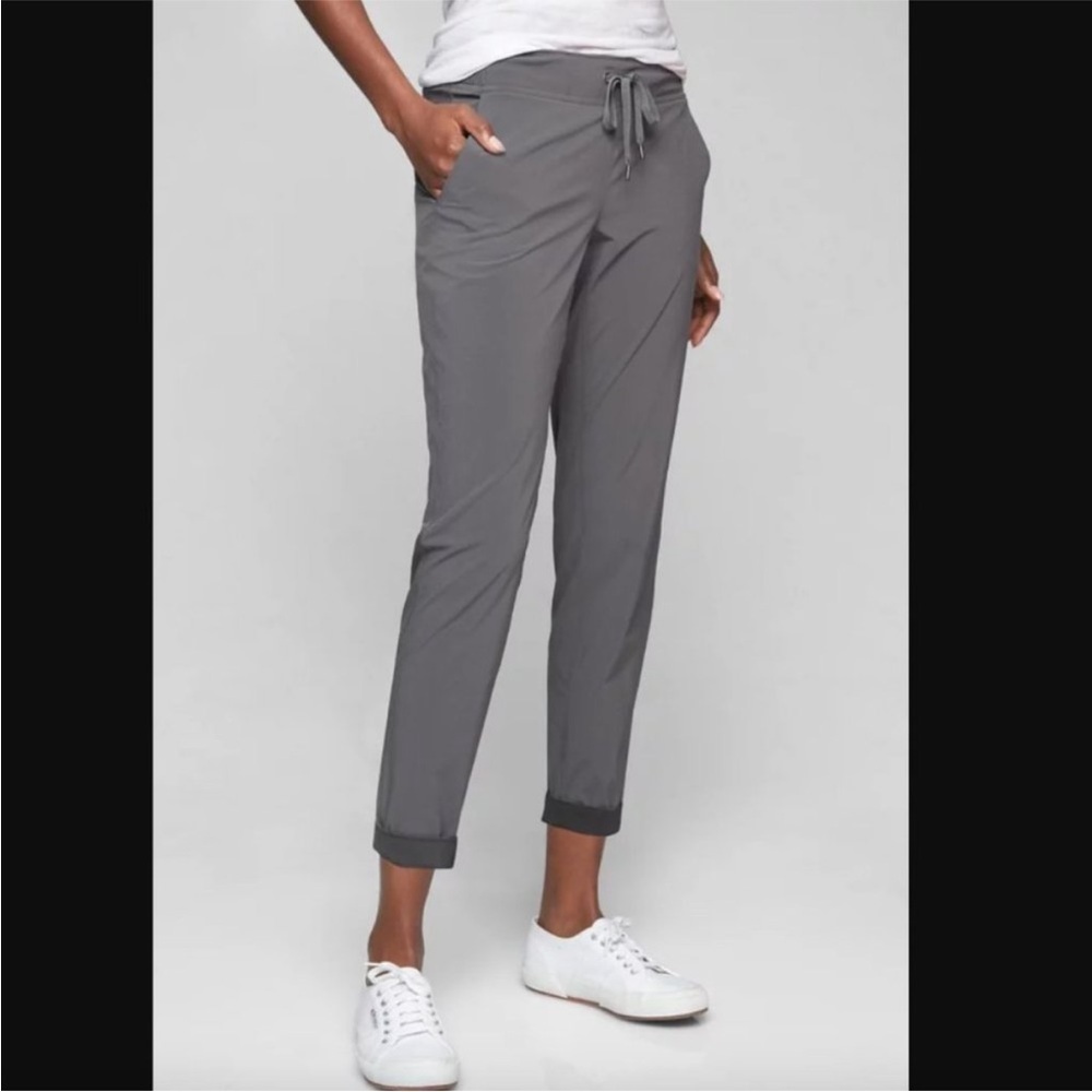 Athleta Midtown Ankle Pant Size 6 Tall Grey